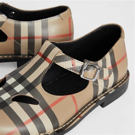 burberry shoes buy online|burberry mary jane shoes.